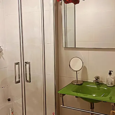 De La Cruz Apartment